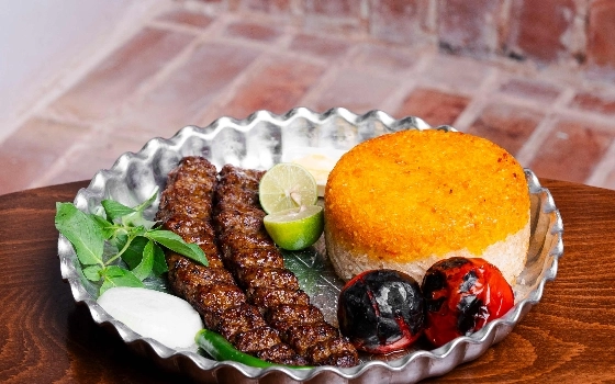 کته کباب کوبیده دو سیخ