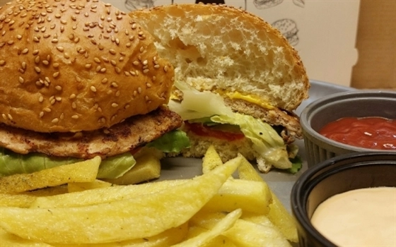 چیکن برگر