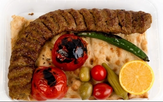 خوراک کباب لقمه VIP