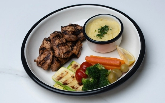 چیکن گریل ترش رژیمی