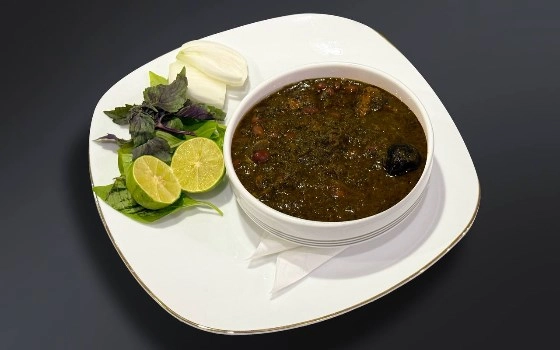 چلو خورشت قرمه سبزی