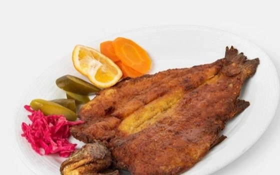 خوراک ماهی قزل الا سرخ شده