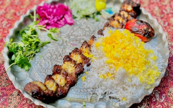 چلوکباب کوبیده نگین دار