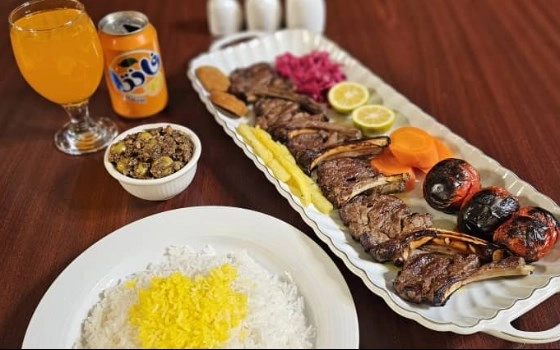 چلوشیشلیک شاندیز