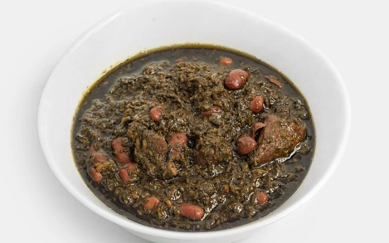 خورش قورمه سبزی