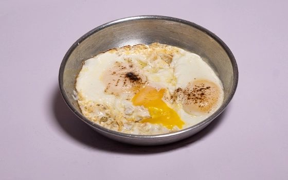 نیمرو سه تخم مرغ