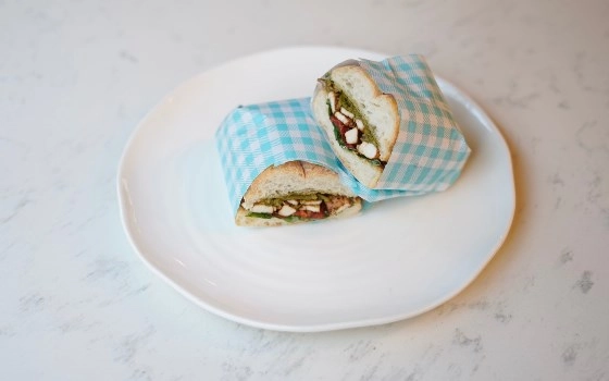 ساندویچ مرغ گریل