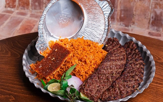 دیگچه کباب ساطوری با کته گوجه