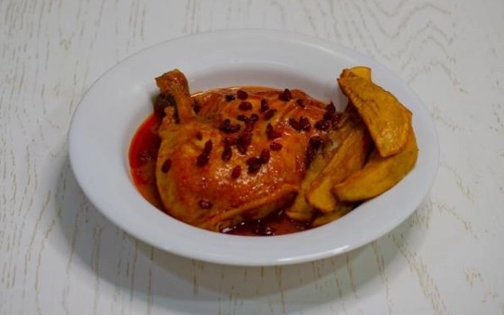 خوراک مرغ مخصوص