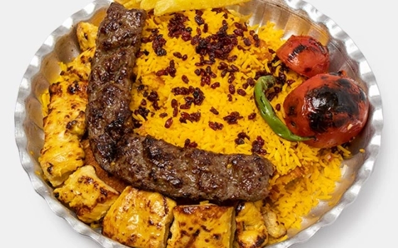 ته چین با کباب میکس جوجه سینه