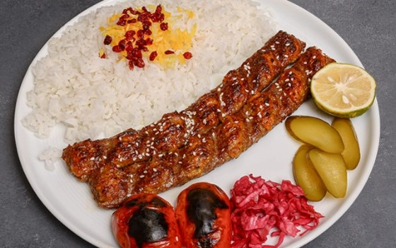 چلو کباب نگینی