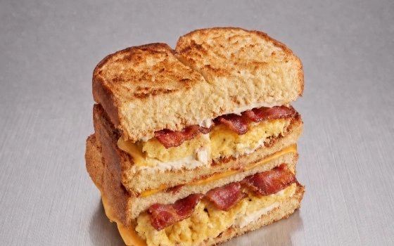 بریوش بیکن دودی | SMOKED BACON BRIOCHE