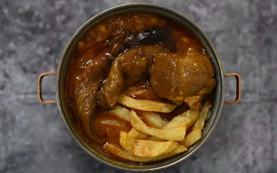 قیمه بادمجان