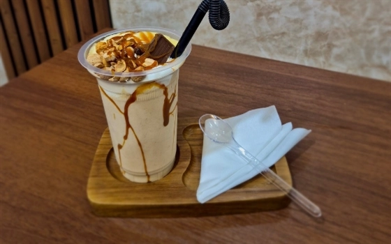 شیک بادام زمینی