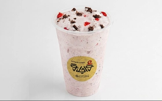 گلم وری اورئو و توت فرنگی
