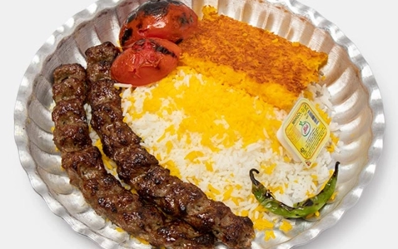چلو کباب کوبیده دو سیخ