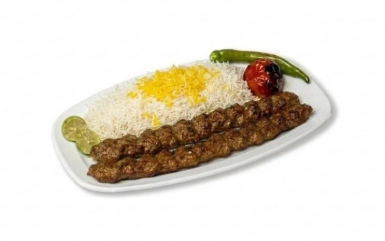 چلو کباب لقمه دو سیخ