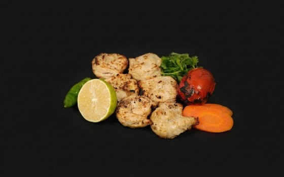 خوراک جوجه لاری