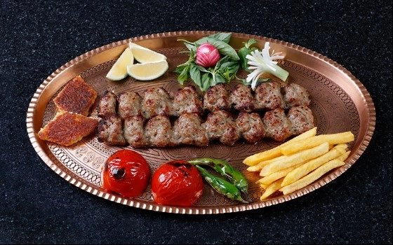 خوراک کوبیده (دو سیخ)