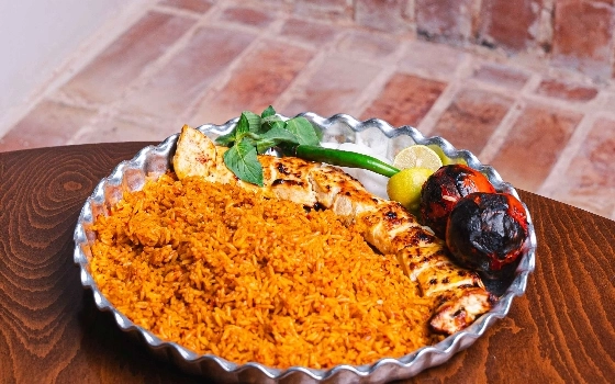 کته گوجه با جوجه زعفرانی