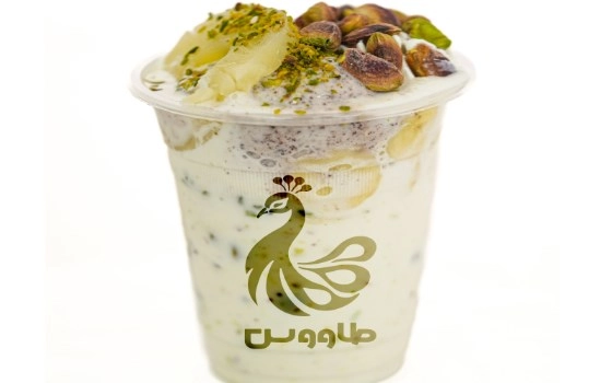 شیر موز پسته میکس