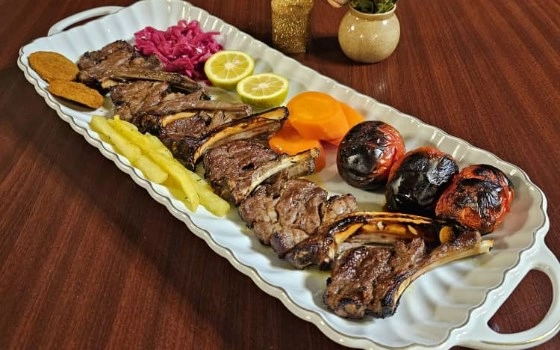 خوراک شیشلیک شاندیز