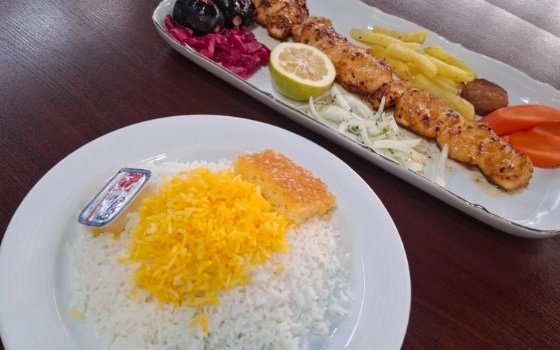 چلو جوجه کباب ران