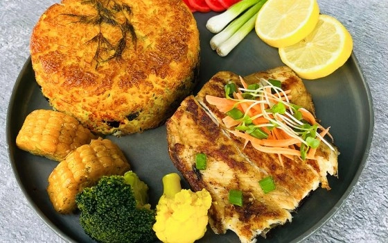 کته سبزی پلو با ماهی