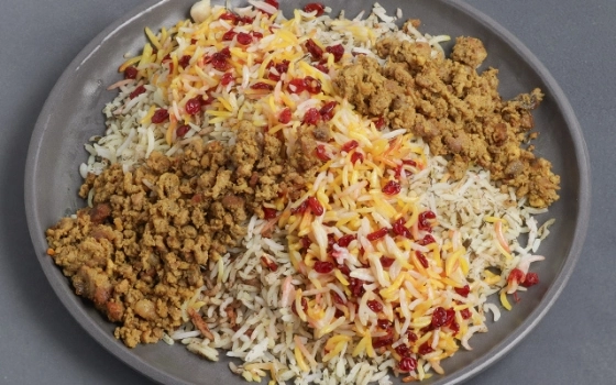 * یکشنبه : سبزی پلو با گوشت ویژه