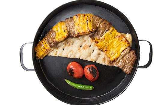 کباب بختیاری 2 سیخ با گوجه