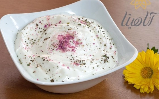 ماست ساده