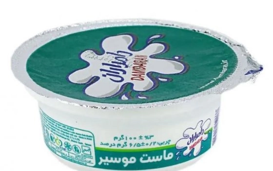 ماست چکیده موسیر دار