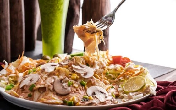چیپس و پنیر چیکن