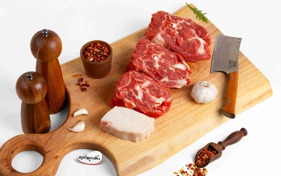آبگوشتی گوسفندی با دنبه