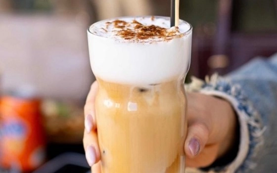 آیس لاته ماکیاتو