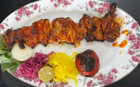 کتف وبال با سس مخصوص