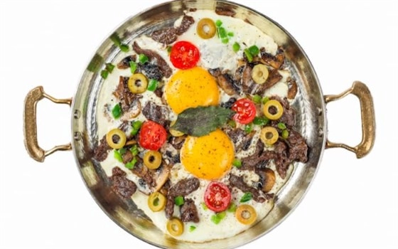 املت گوشت همزده