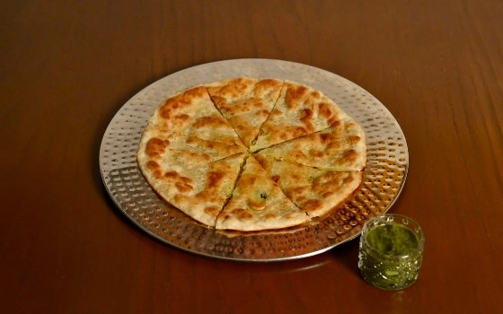 آلو پاراتا Alo-Paratha