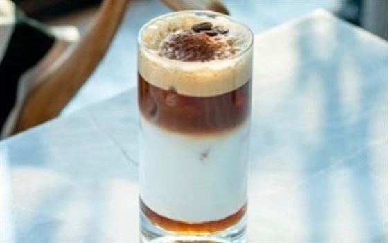 Iced Caramel Macchiato