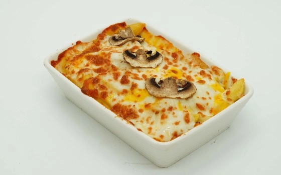 سیب زمینی با گوشت و قارچ