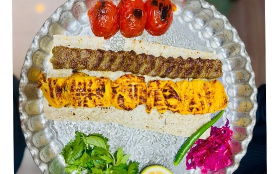 خوراک کباب وزیری (جوجه و کوبیده )
