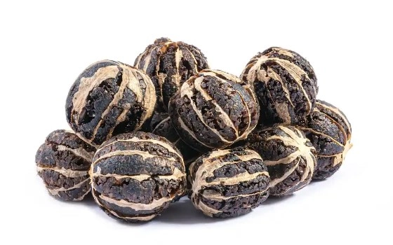 مغز لیمو عمانی 100 گرم