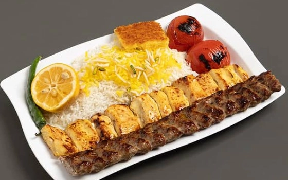 چلو کباب وزیری