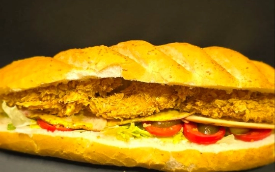 ساندویچ ویژه سوخاری