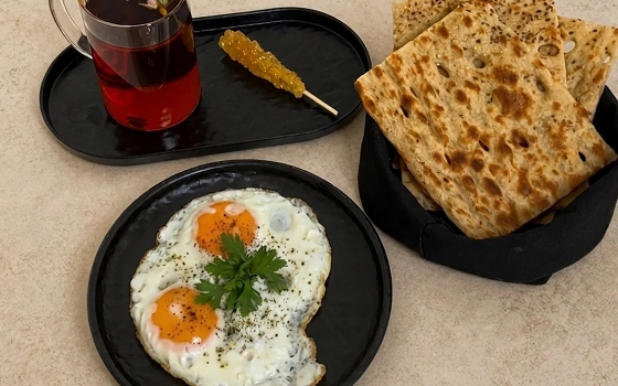 نیمروی صبح طلایی پلاس