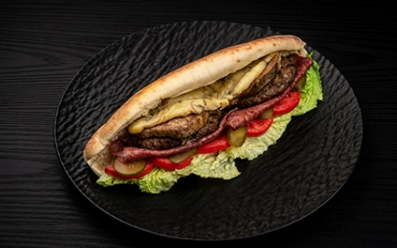 ساندویچ چیکن اسپشیال