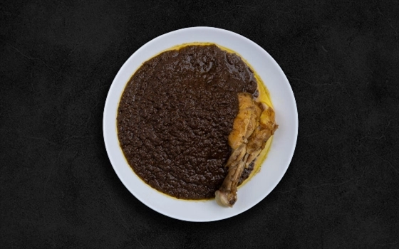 خورشت فسنجان با ران مرغ عسلی