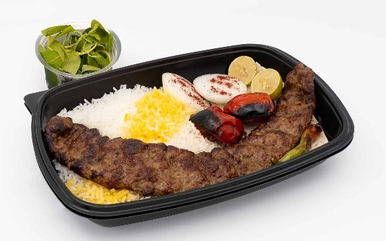 چلو کباب لقمه