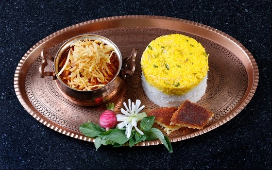 چلو خورشت قیمه سیب زمینی