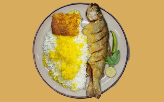 چلو ماهی قزل آلا سرخ شده